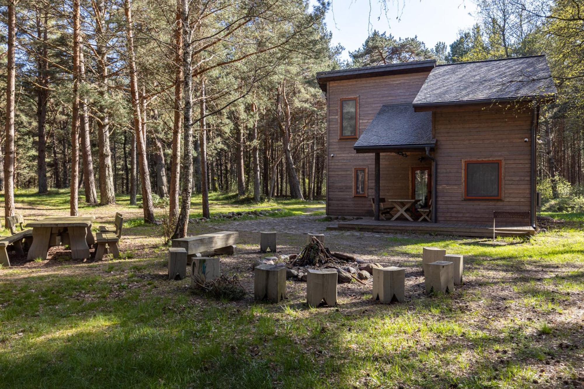 Roze Guest Houses Sklandas Bernati Exterior photo