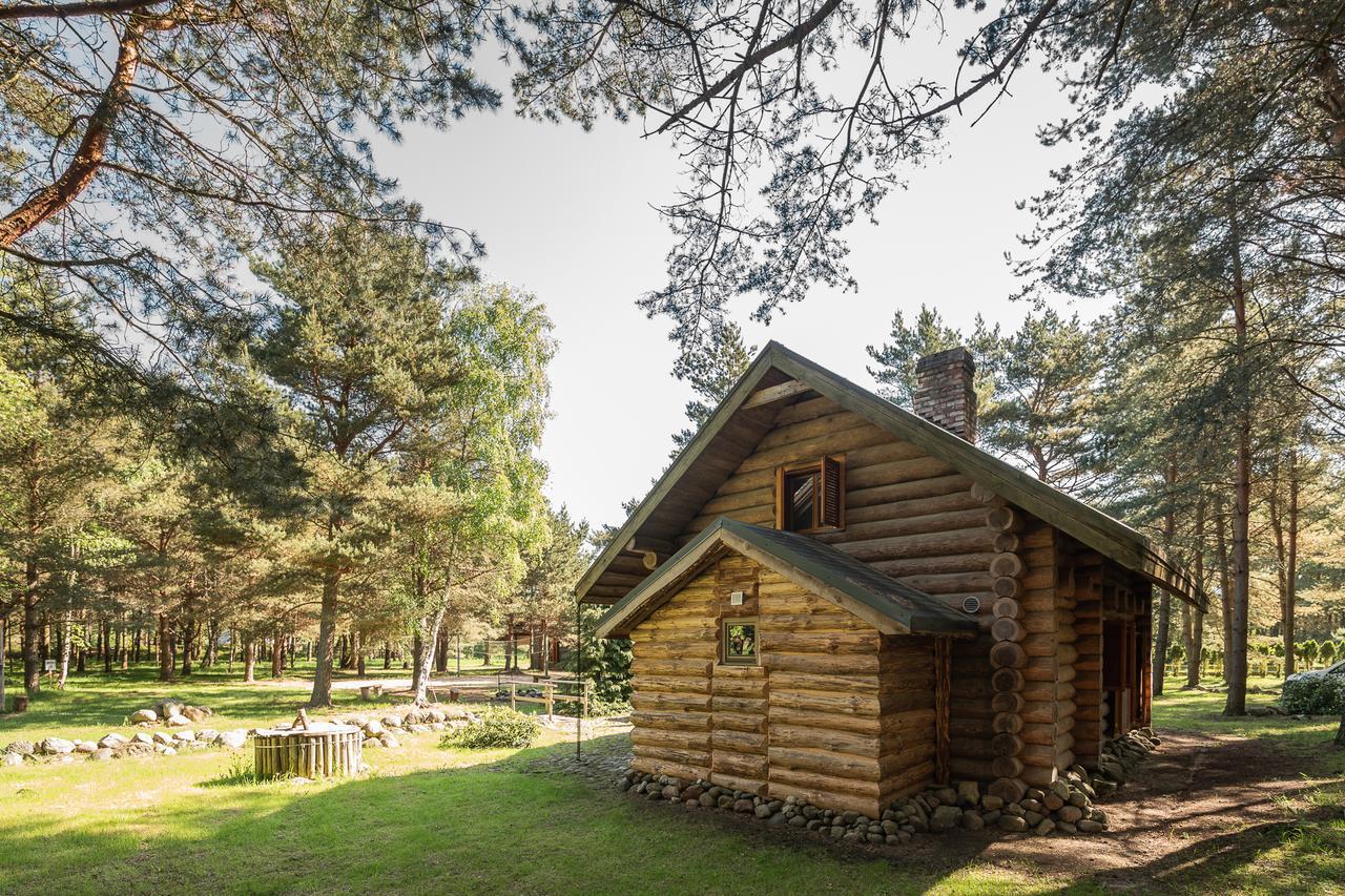 Roze Guest Houses Sklandas Bernati Exterior photo